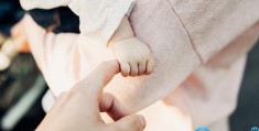试管婴儿助孕前宫腔镜检查需要适应症吗？